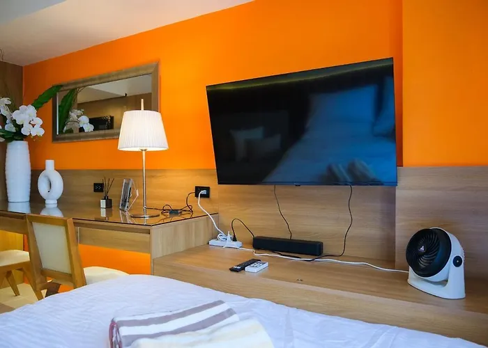 Kasara Luxe Pasig Near Ortigas And Bgc Pool Netflix Fast Wifi *