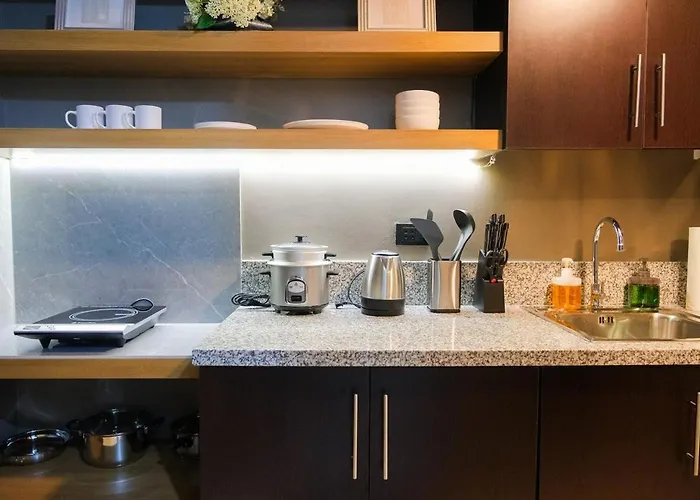 Kasara Luxe Pasig Near Ortigas And Bgc Pool Netflix Fast Wifi