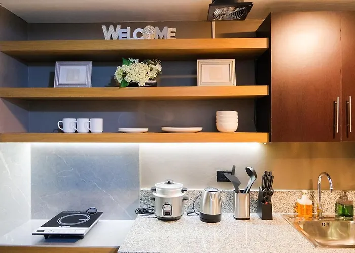 公寓 Kasara Luxe Pasig Near Ortigas And Bgc Pool Netflix Fast Wifi
