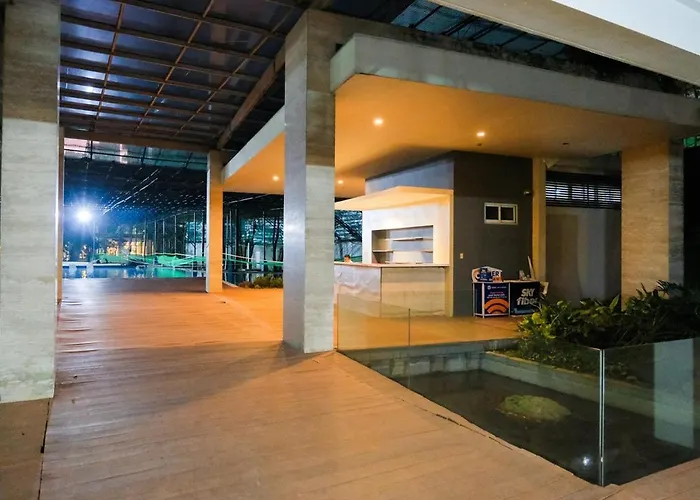 Kasara Luxe Pasig Near Ortigas And Bgc Pool Netflix Fast Wifi